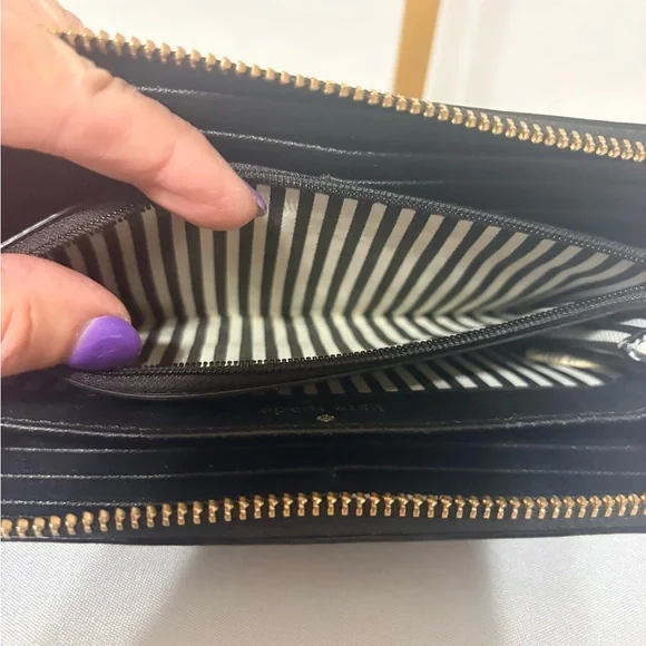 Kate Spade Black Zip-Around Wallet - Picture 5 of 10